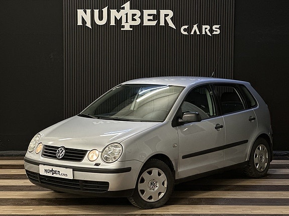 Volkswagen Polo 2 of 23
