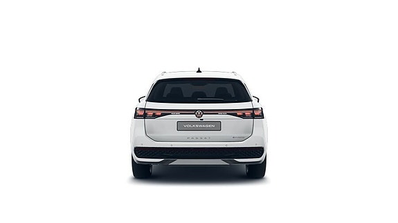 Volkswagen Passat 7 of 9