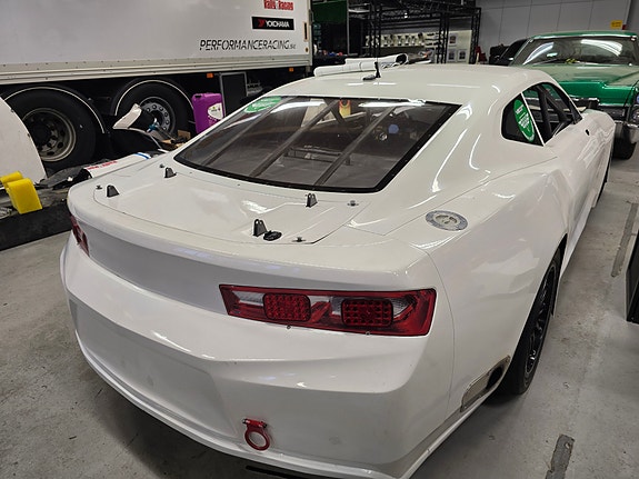 Chevrolet Camaro 4 of 5