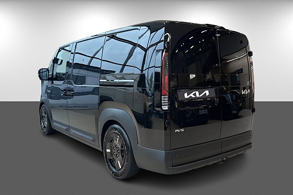 Kia PV5 8 of 30
