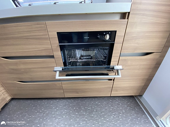 Adria ALPINA 663 HT *ALDE Värme / Queenbed * 9 of 21