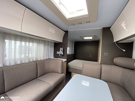 Adria ALPINA 663 HT *ALDE Värme / Queenbed * 20 of 21