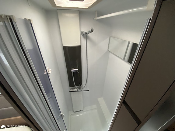 Adria ALPINA 663 HT *ALDE Värme / Queenbed * 16 of 21