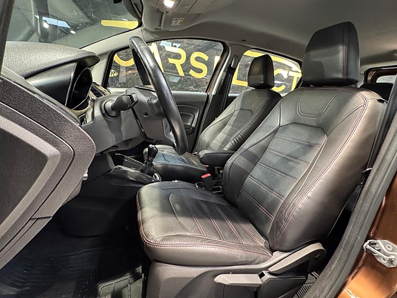 Ford Ecosport 9 of 16