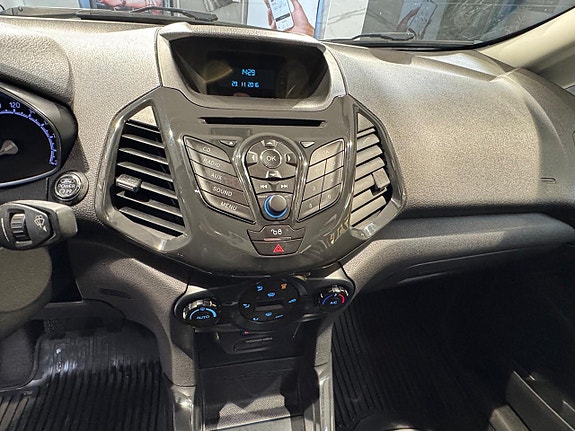 Ford Ecosport 12 of 16