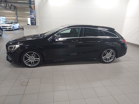 Mercedes-Benz CLA200 3 of 5