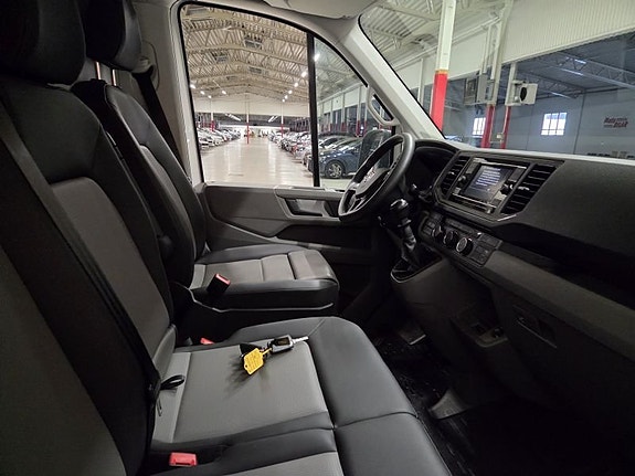 Volkswagen Crafter 4 of 9