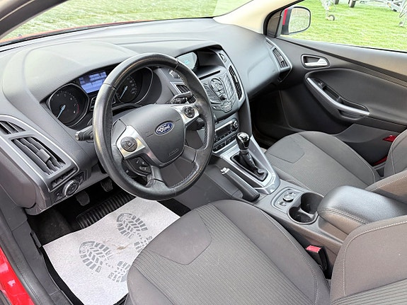 Ford Focus 5 of 5
