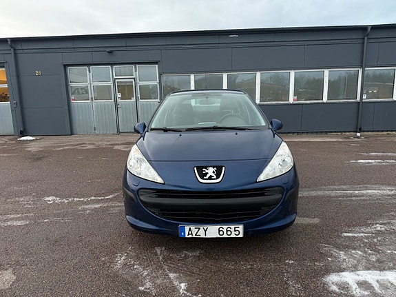 Peugeot 207 2 of 5