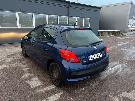 Peugeot 207 9 of 20