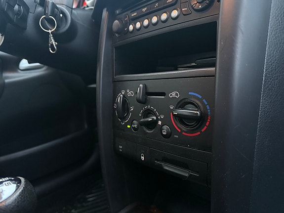 Peugeot 207 17 of 20