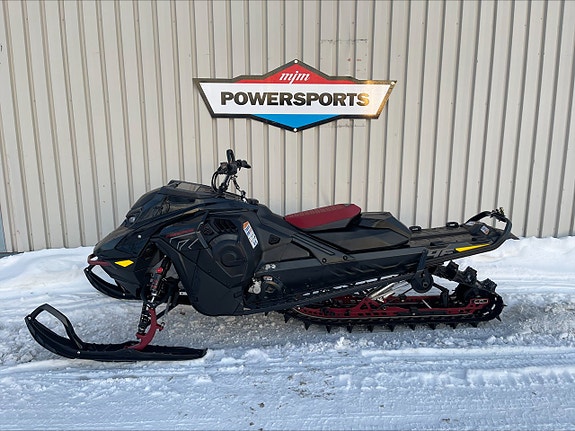 Ski-doo Freeride 146" 850 E-tec HUB display
