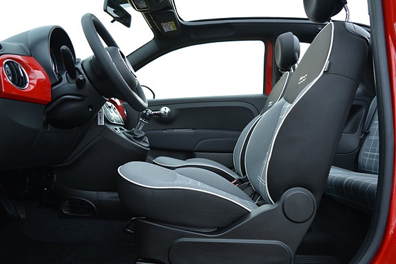 Fiat 500C 16 of 29