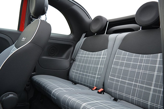 Fiat 500C 18 of 29