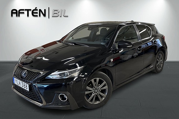 Lexus CT200h