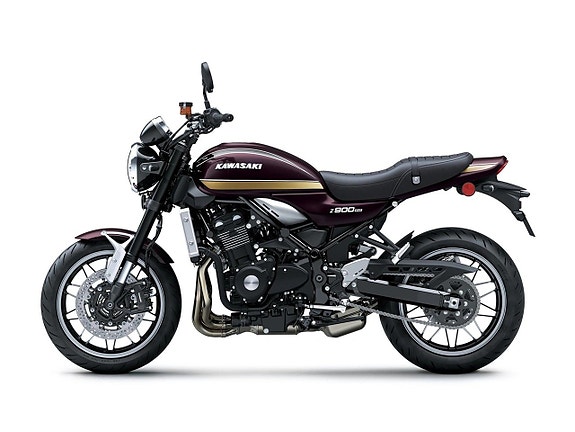 Kawasaki Z900 RS 3 of 20