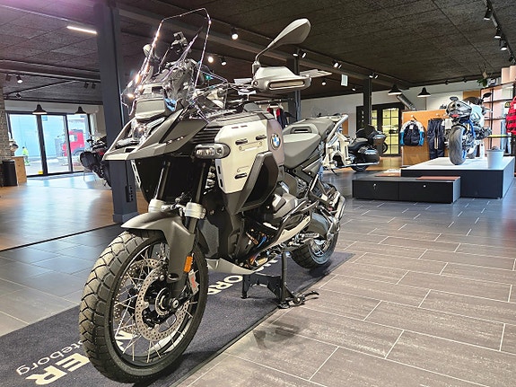BMW R1300GSA/Touring/Dynamic/Innovation 4 of 18