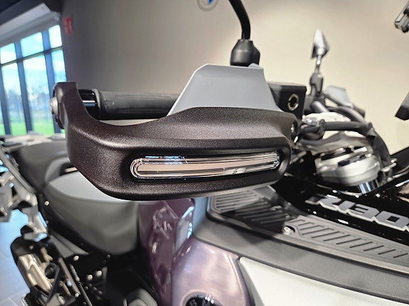 BMW R1300GSA/Touring/Dynamic/Innovation 16 of 18