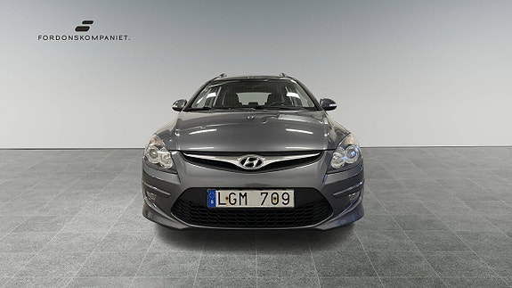 Hyundai i30 2 of 19
