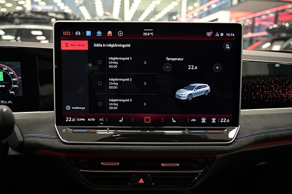 Volkswagen Passat 22 of 28