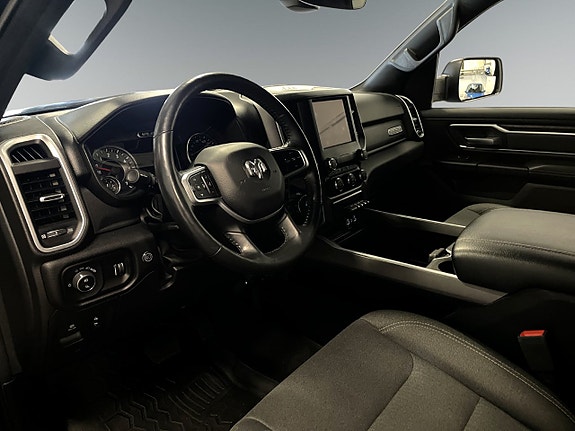 Dodge RAM 1500 8 of 25