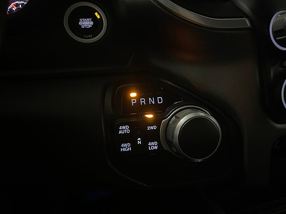 Dodge RAM 1500 18 of 25