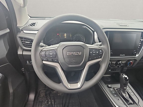 Isuzu D-max 6 of 13