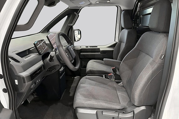 Kia PV5 17 of 27