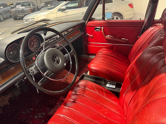 Mercedes-Benz W108/W109 11 of 18
