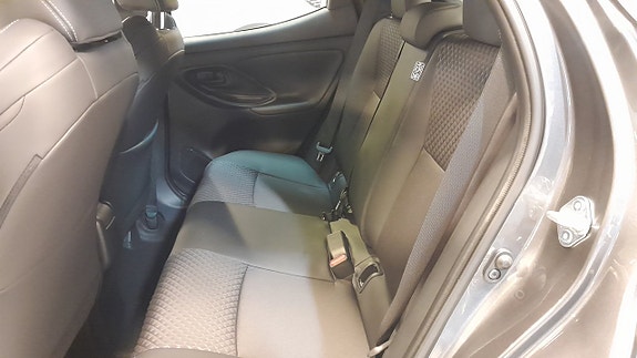 Mazda 2 14 of 15