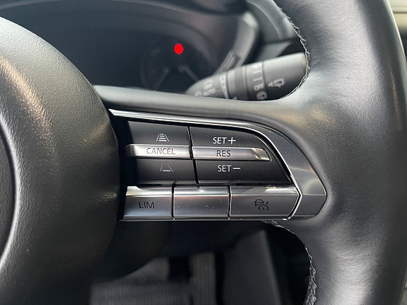 Mazda MX-30 13 of 19