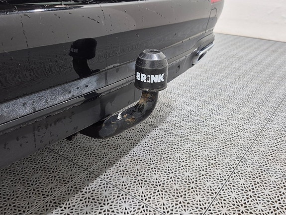 Mercedes-Benz E300 de 8 of 10
