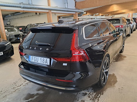 Volvo V60 5 of 7