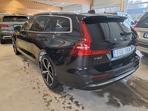 Volvo V60 4 of 7