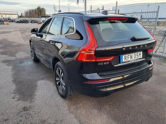 Volvo XC60 4 of 7
