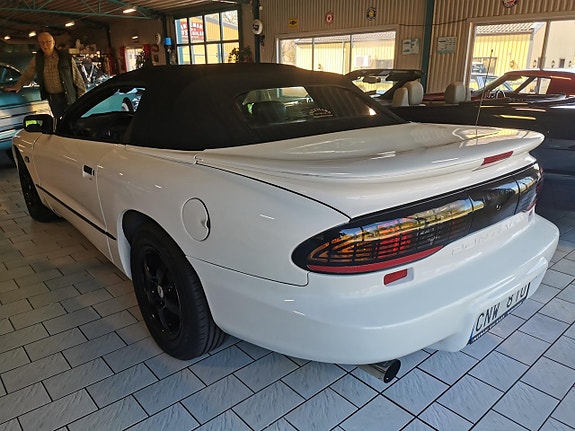 Pontiac Firebird 13 of 23