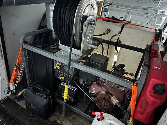 Renault Trafic 12 of 12