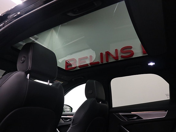 Jaguar F-PACE 11 of 14