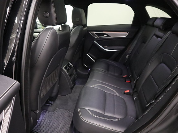 Jaguar F-PACE 10 of 14