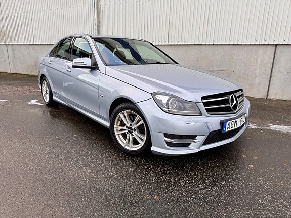 Mercedes-Benz C220