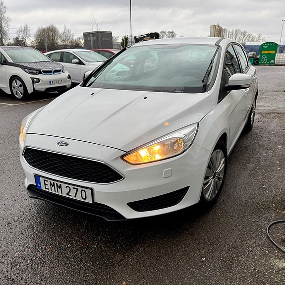 Ford Focus 5 of 5