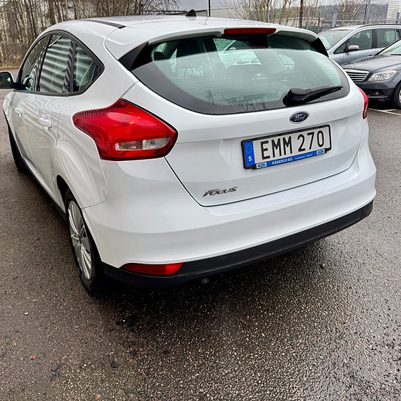 Ford Focus 10 of 20