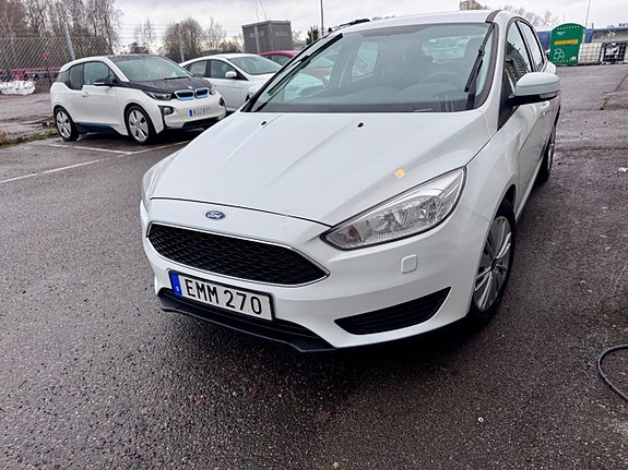 Ford Focus 9 of 20