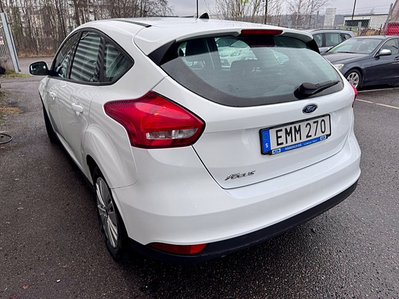 Ford Focus 3 of 5