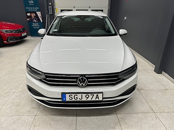 Volkswagen Passat 3 of 5