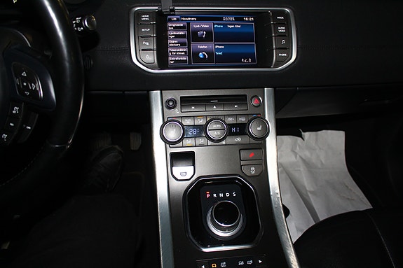 Land Rover Range Rover Evoque 5 of 5