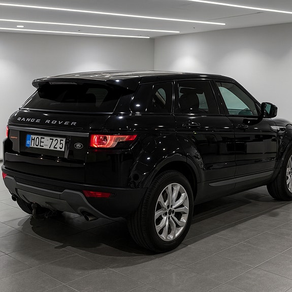 Land Rover Range Rover Evoque 3 of 5