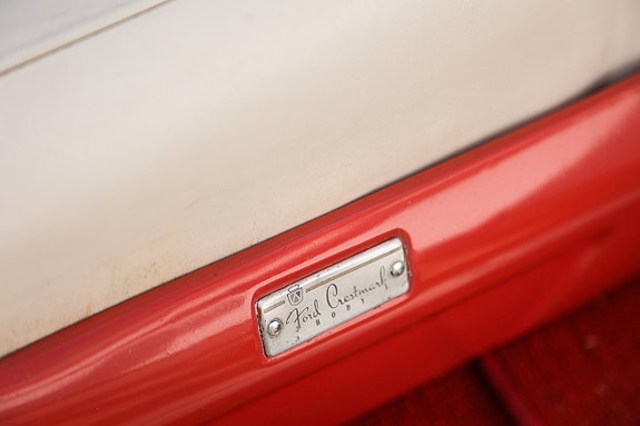 Ford Fairlane 14 of 14