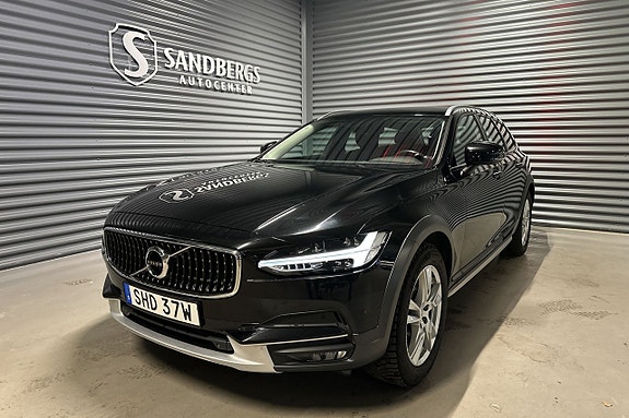 Volvo V90 Cross Country