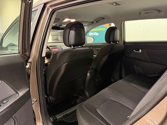 Kia Sportage 10 of 21